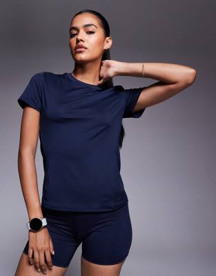 4505 – Icon – Sport-T-Shirt aus schnell trocknendem Material in dunklem Marineblau - view 1