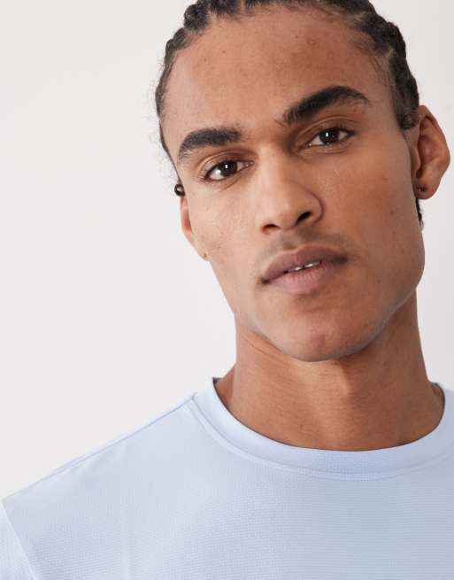 4505 – Icon – Sport-T-Shirt aus schnelltrocknendem Netzstoff in Hellblau, 3 von 5