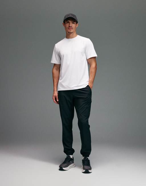 4505 – Icon – Sport-T-Shirt aus schnelltrocknendem Netzstoff in Weiß, 3 von 5