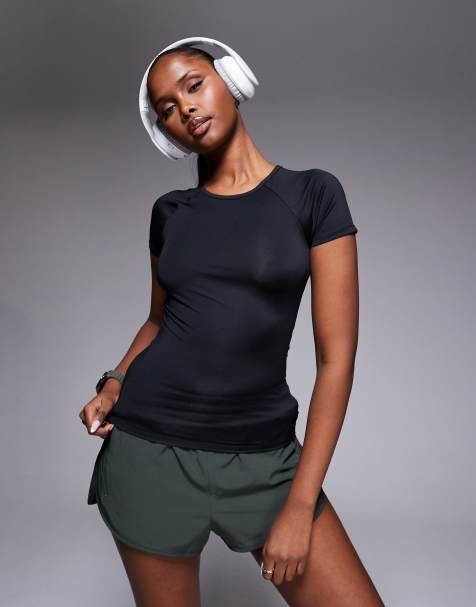 4505 – Icon – Sport-T-Shirt in Schwarz mit schmalem Schnitt aus schnell trocknendem Material - view 1