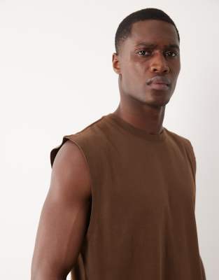 Icon - Sport-Tanktop aus Baumwolle in verwaschenem Hellbraun mit Oversize-Schnitt und schnelltrocknendem Finish Braun 2XS