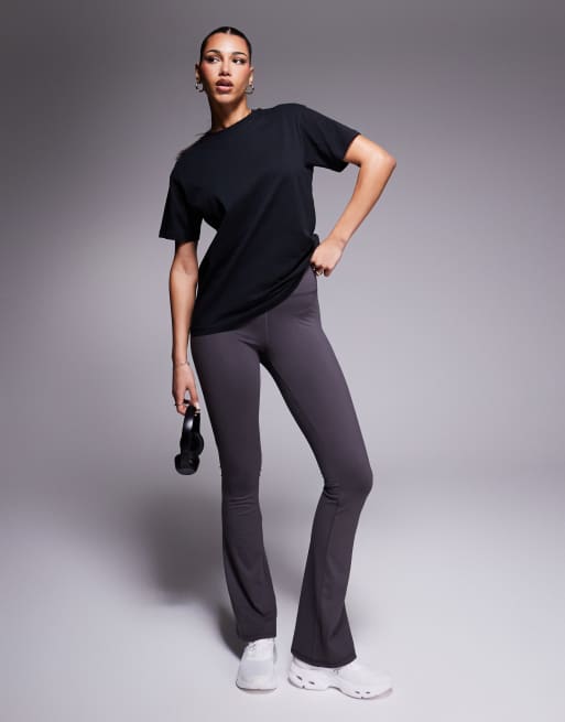 4505 – Icon – Svart t-shirt i bomull och oversize med snabbtorkande finish , 3 av 4
