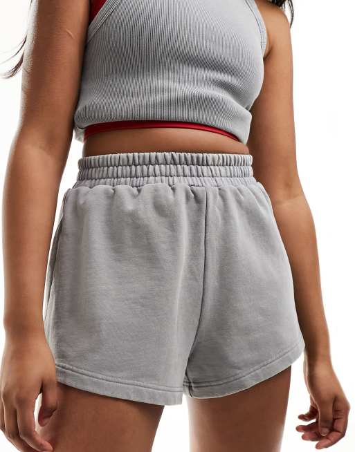 4505 Icon sweat runner shorts with quick dry in washed grey
