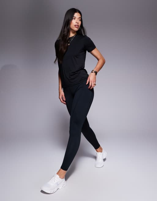 4505 – Icon – Szybkoschnący czarny T-shirt sportowy, 3 z 4