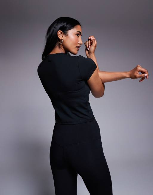 4505 - Icon - T-shirt crop top de yoga en tissu doux - Noir , 3 de 4