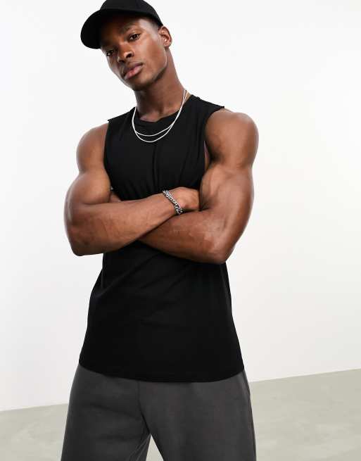 4505 – Icon Training – Ärmelloses schnell trocknendes Sport-Tanktop in Schwarz mit tiefem Armausschnitt und Markenlogo  