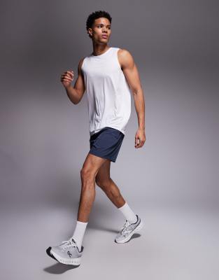 4505 Icon Training Sleeveless Loose Fit Tank With Quick Dry In White