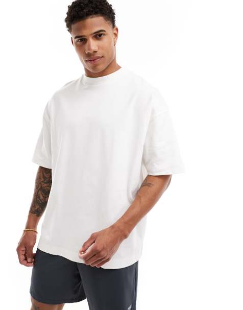 4505 – Icon – Vit, boxig, kraftig t-shirt i oversize och snabbtorkande material - view 1