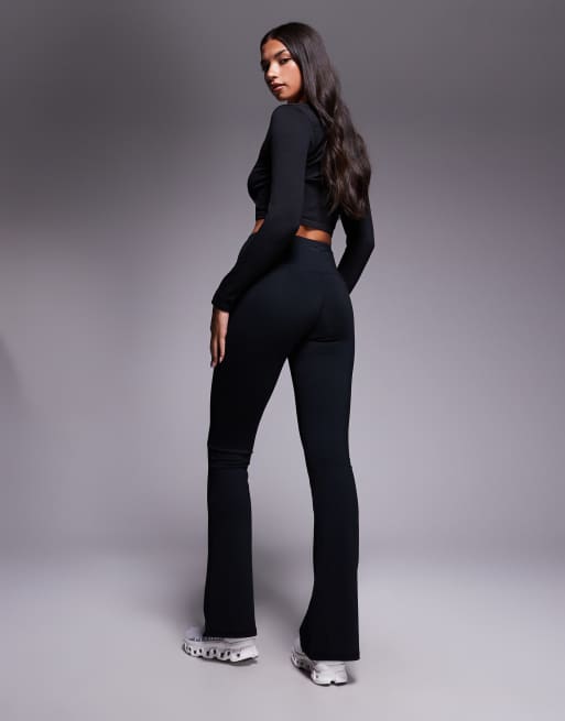 4505 – Icon – Weiche, ausgestellte Yoga-Leggings in Schwarz mit Wickelbund, 5 von 5