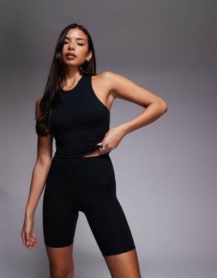 4505 - Icon - Weiche Leggings-Shorts in Schwarz mit hohem Bund und 20 cm Schrittlänge