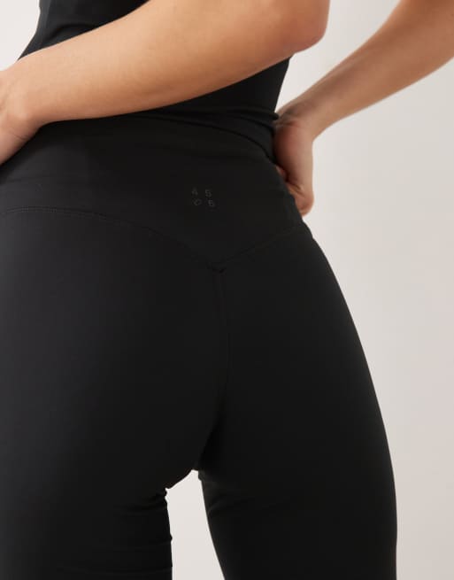 4505 – Icon – Weiche Leggings-Shorts in Schwarz mit hohem Bund und 20 cm Schrittlänge , 5 von 5