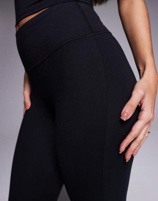 4505 – Icon – Weiche Yogahose in Schwarz mit geradem Schnitt und hohem Bund, 5 von 5