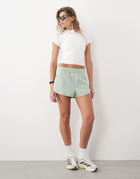 4505 Icon woven run short with zip pockets in jade - view 1