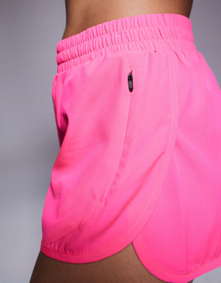 4505 Icon Woven Running Shorts With Zip Pockets