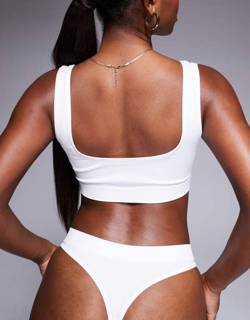 4505 – Intimate – Nahtloser Sport-BH in Weiß mit eckigem Ausschnitt, 4 von 4