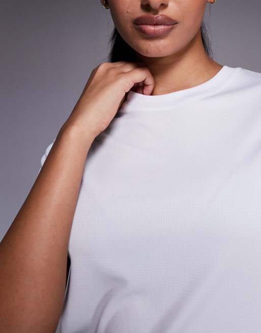 4505 – Kastiges Lauf-T-Shirt aus schnelltrocknendem Netzstoff in Weiß, 4 von 4