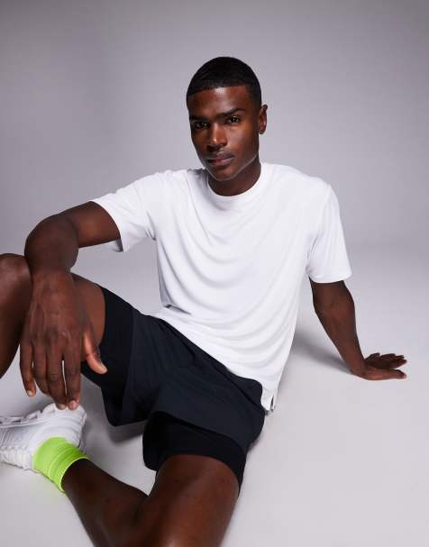 4505 – Lauf-T-Shirt aus schnelltrocknendem Netzstoff in Weiß mit Relaxed-Fit-Schnitt - view 1