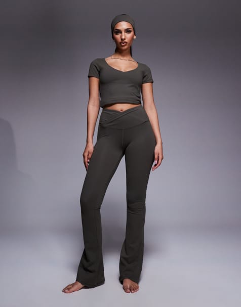 4505 - Legging ajusté puis évasé en tissu doux avec taille croisée - Olive foncé - view 1