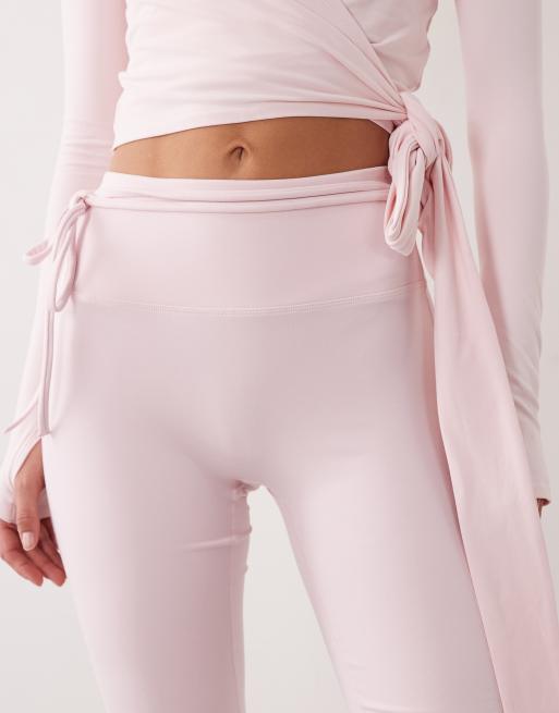 4505 Leggings mit weichem Griff, Kick-Flare und Bindebund in Ballet Pink, 3 von 5