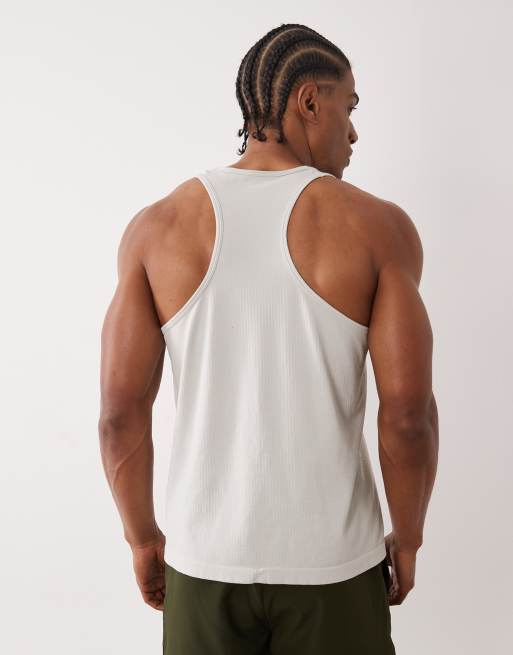 4505 – Leichtes, nahtloses Lauf-Trägertop aus Netzstoff in Vapor Grey, 3 von 5