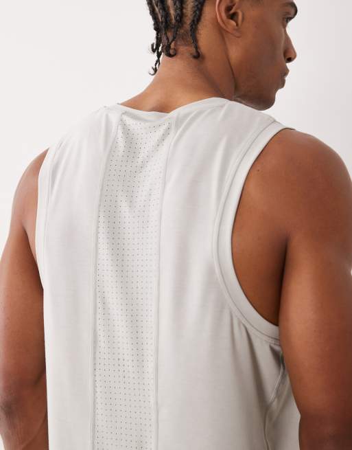 4505 - Lichtgewicht performance hardloophemdje van jersey met ademend mesh inzetstuk in grijs, 5 van 5