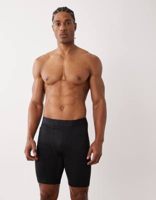 4505 Lightweight Active Quick Dry Base Layer 7"" Half Tight In Black