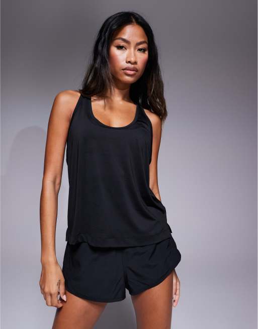 4505 lightweight chuck-on quick dry performance singlet in black