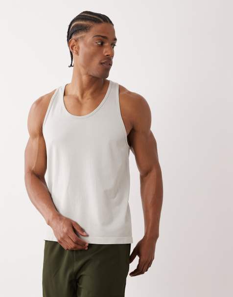 4505 lightweight performance seamless mesh running singlet in vapor grey - view 1