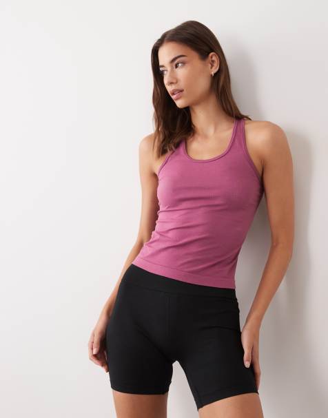 4505 lightweight seamless mesh slim fit running tank top in berry - view 1