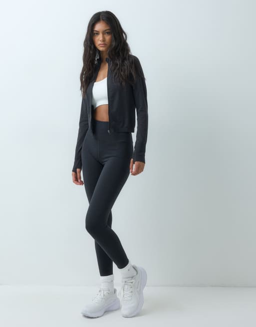 4505 lightweight seamless zip up long sleeve running top in black, 2 of 5