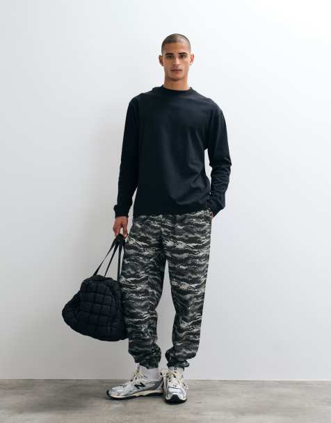 4505 loose fit cotton ripstop cuffed lifting pants with zip pockets in gray digi camo - view 1