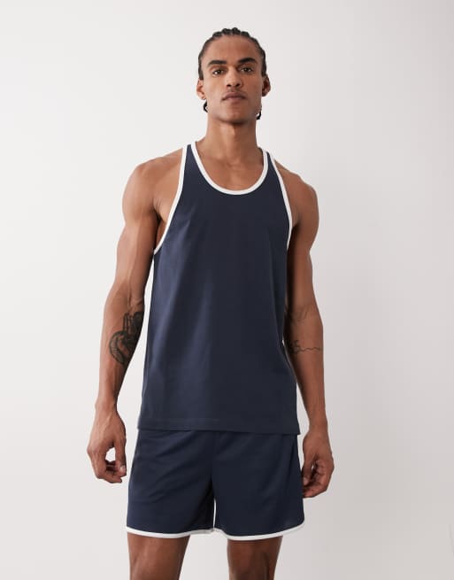 4505 - Marineblå 5-tommers træningsshorts i hurtigttørrende mesh med retrodesign, 3 af 5