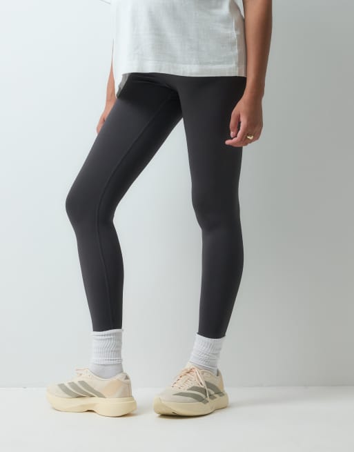 4505 Maternity Icon active vormende gymlegging met hoge taille en binnenzak in antracietgrijs, 2 van 5