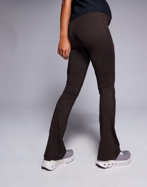 4505 Maternity Icon soft touch high waist slim kick yoga leggings in chocolate, 4 of 5
