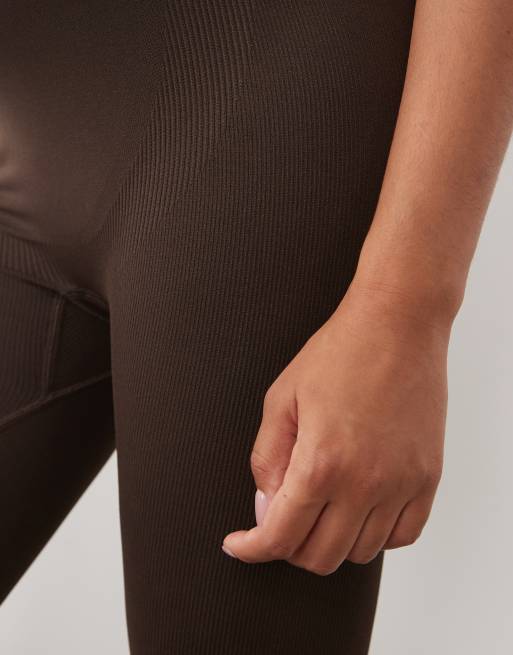4505 Maternity legging de sport sans coutures à taille haute en baby rib chocolat, 5 de 5