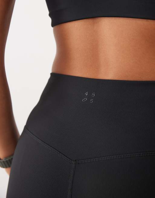 4505 micro rib krótkie legginsy z wysokim stanem w czerni, 5 z 5