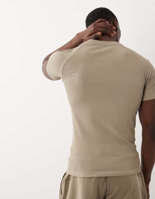 4505 naadloos geribd muscle fit training henley T-shirt in greige, 3 van 5