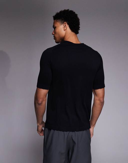 4505 - Naadloos lichtgewicht mesh slim-fit basislaag T-shirt in zwart, 5 van 5