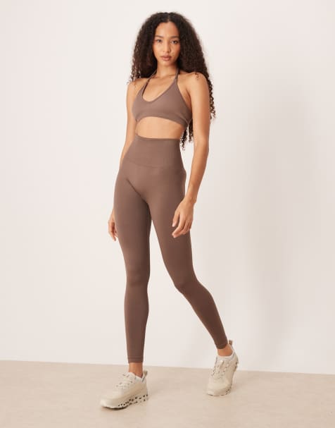 4505 - Naadloze co-ord set in taupe - view 1