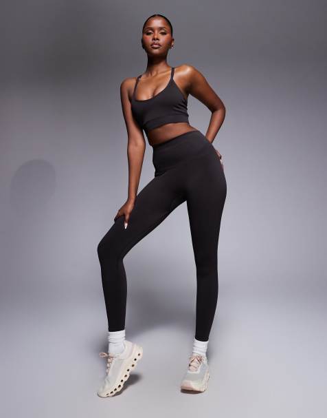 4505 - Naadloze fitnesslegging met hoge taille in donker chocoladebruin - view 1