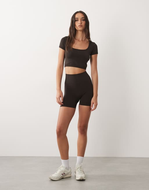 4505 naadloze shorts met hoge taille en 5"" in coffee, 2 van 5
