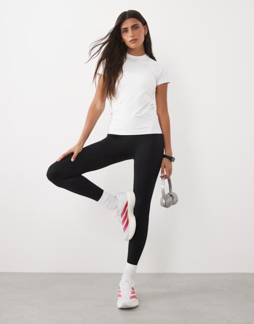 4505 naadloze slim-fit trainingtop met korte mouwen en raglanmouwen in wit, 2 van 4