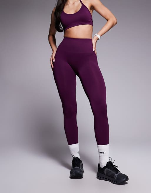 4505 – Nahtlose Sport-Leggings in Pflaume mit hohem Bund, 3 von 5