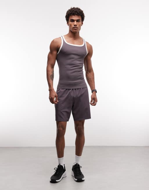 4505 – Nahtloses, geripptes Slim-Fit-Tanktop in Sturmgrau mit kontrastierender Einfassung, 2 von 5