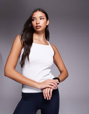 4505 - Nahtloses, hochgeschlossenes Active-Trägertop im Stil der 90er in Weiß mit Rippenstruktur