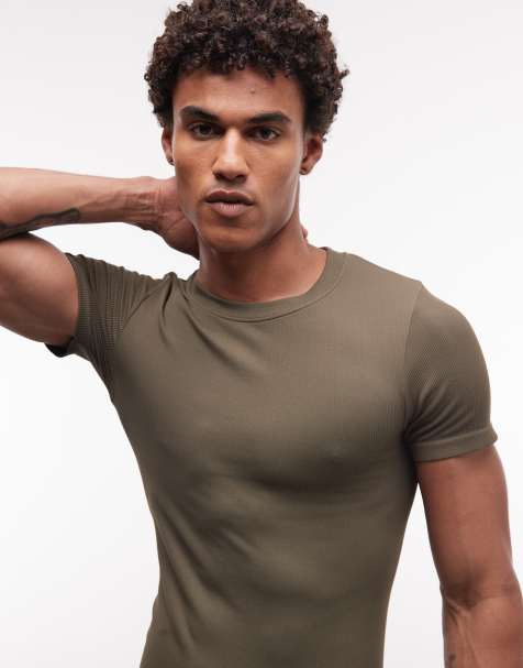 4505 – Olivgrön, ribbad t-shirt i muscle fit och seamless-design för träning - view 1