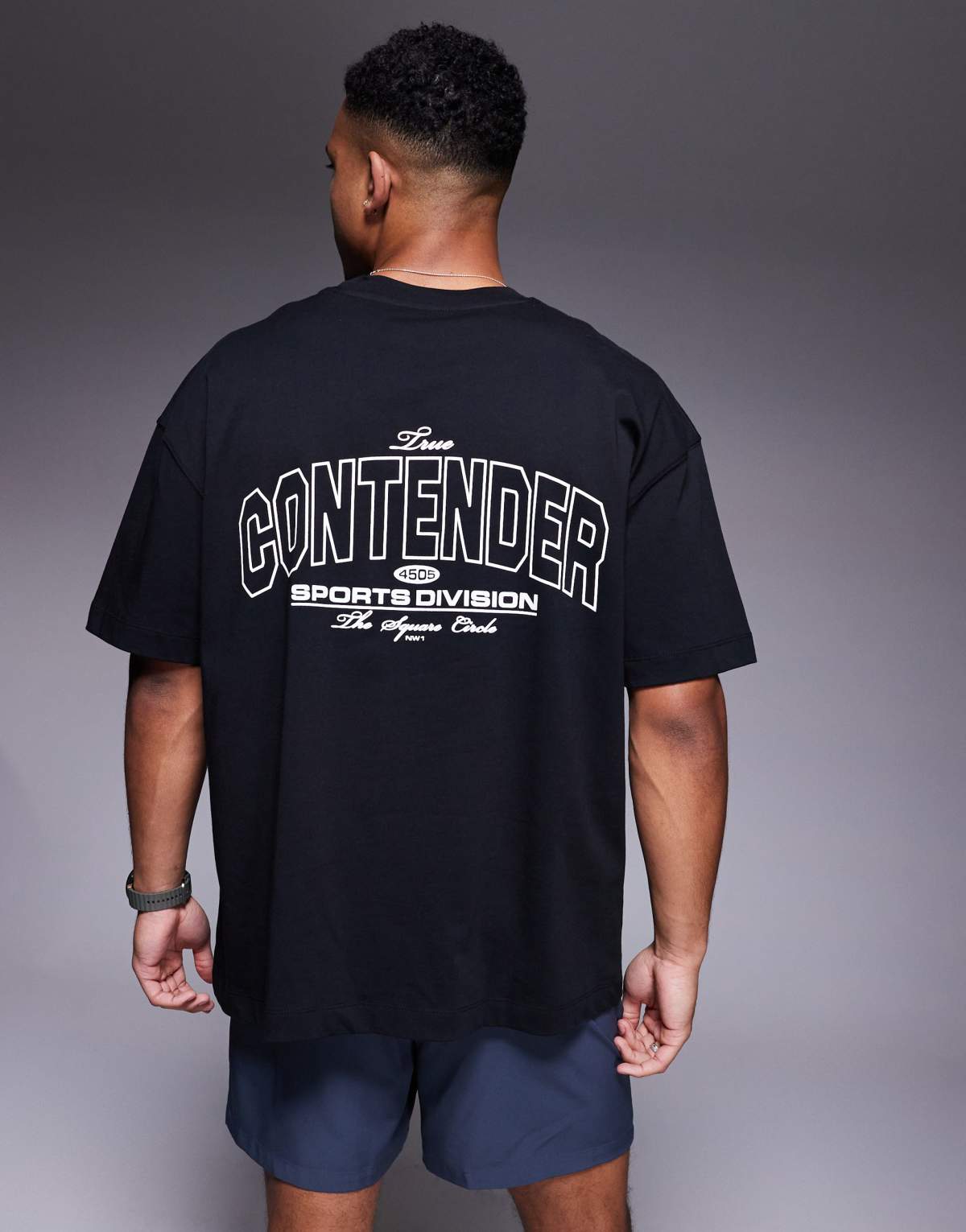 4505 oversized heavyweight back print cotton t-shirt with quick dry finish in black