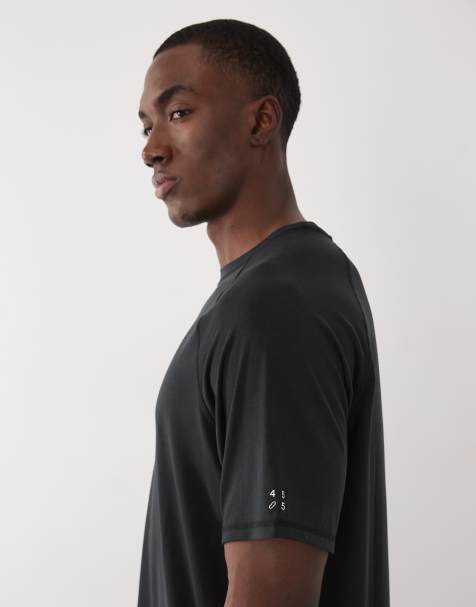 4505 - Oversized sort performance-T-shirt i hurtigttørrende jersey med firkantet pasform - view 1