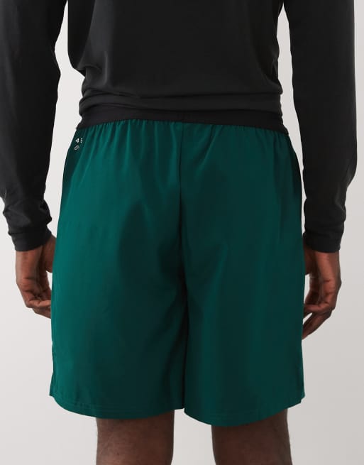 4505 - Pantaloncini da allenamento verde bottiglia da 18 cm con elastico in vita e tasche con zip, 5 di 5
