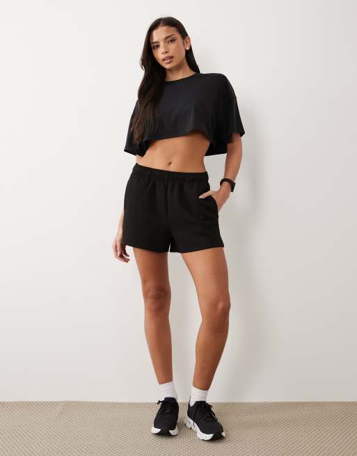 4505 performance jersey ultra crop quick dry t-shirt in black, 2 of 4